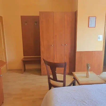 Garni Stanger Pensjonat Lovran