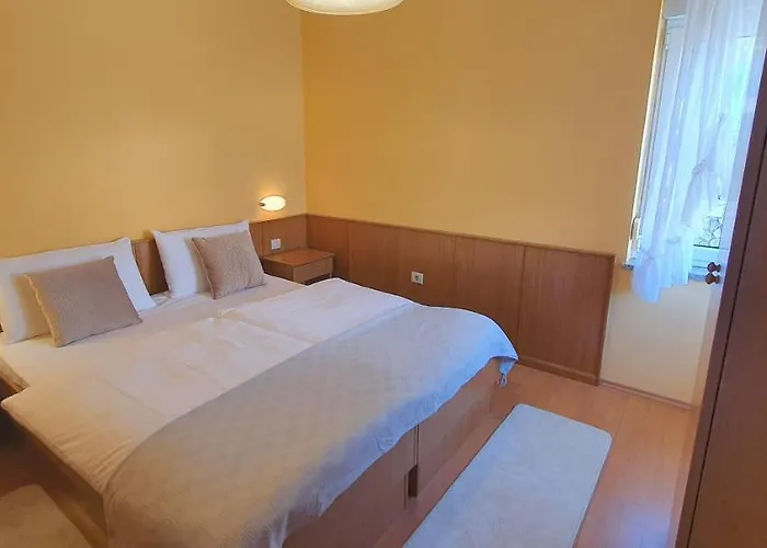 בית הארחה Garni Stanger לובראן