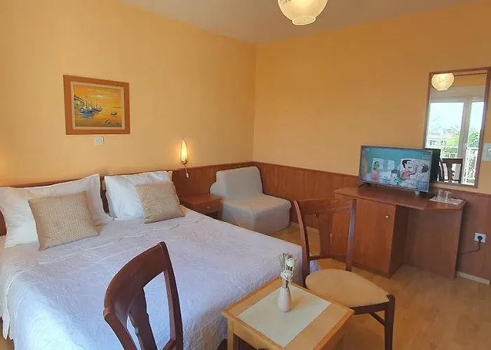 בית הארחה Garni Stanger